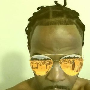 Meet your Posher, Clarence